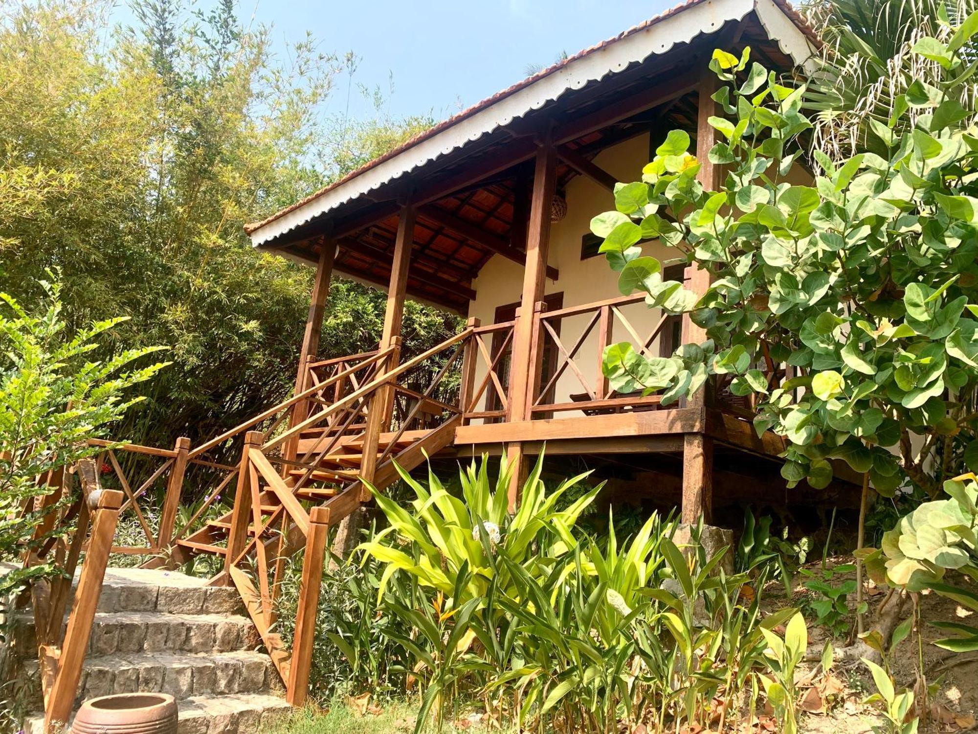 Phu Quoc Eco Beach Resort Екстер'єр фото